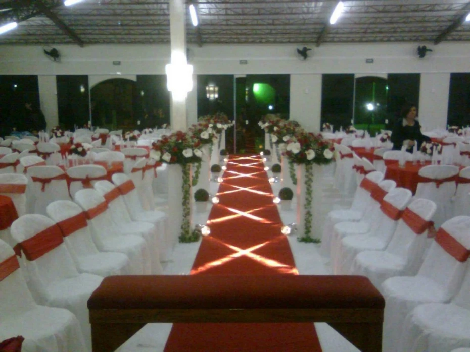 Foto 4:  — Som, iluminação e Telão - DJ Rodrigo