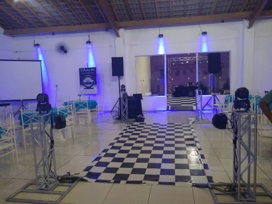 Foto 10:  — Som, iluminação e Telão - DJ Rodrigo